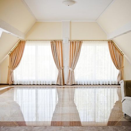 שידלובייץ Hotel Olenka מראה חיצוני תמונה